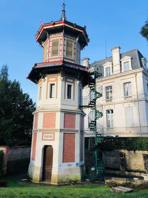 La Porte Aux Dames Romorantin-Lanthenay Exterior photo